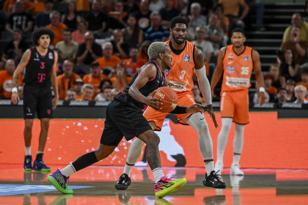 并非简单的 并非简单的